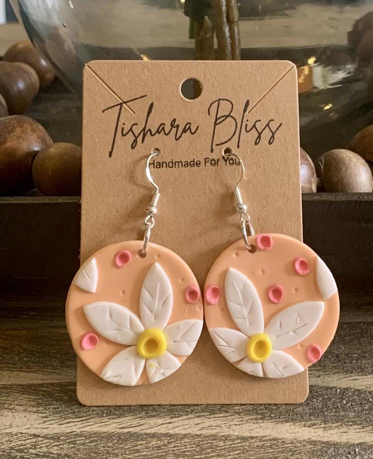 Peach Circles & Flowers