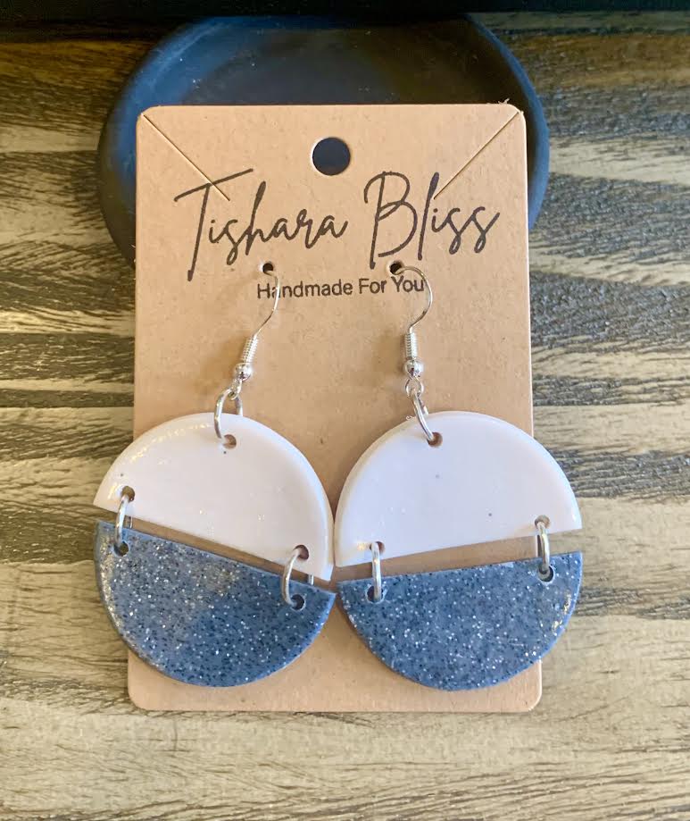 Blue & White Half Circles