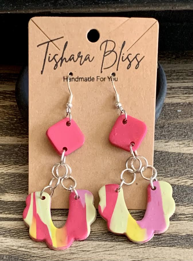 80's Pink & Green Wavy Horseshoes